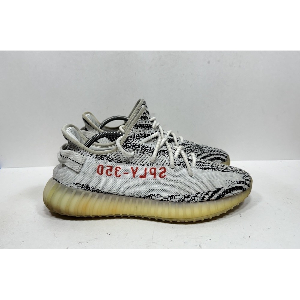 Adidas Yeezy Boost 350 V2 Zebra Men's 10.5 White Black Primeknit Sneakers CP9654
